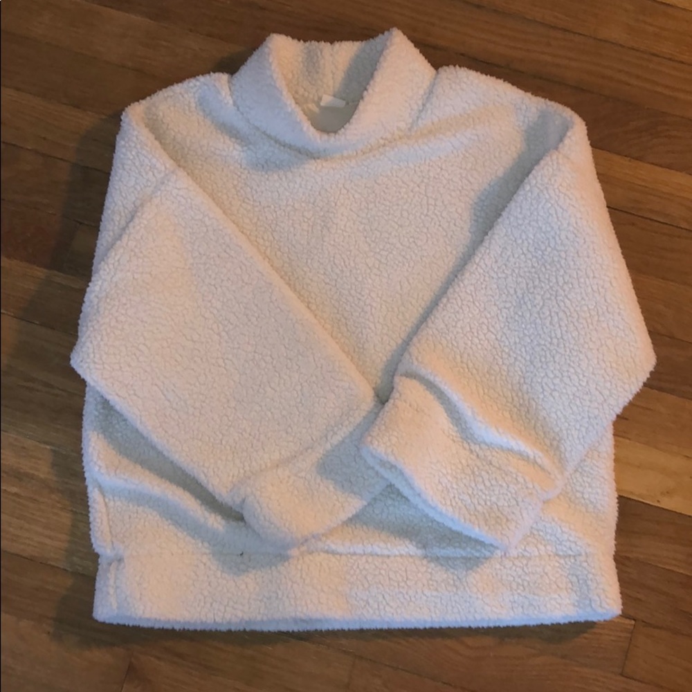 Gap Sweater